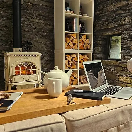 Chalet Exceptional Stone Mountain House Saint-Michel-de-Maurienne