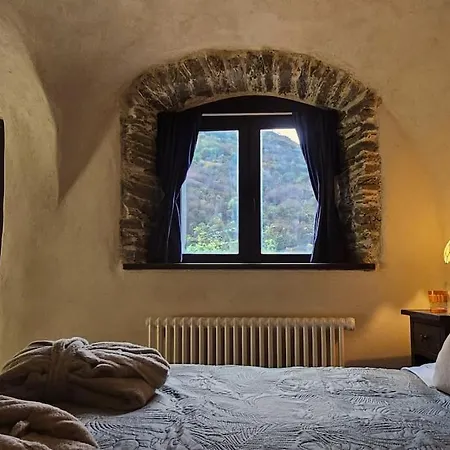 Exceptional Stone Mountain House Saint-Michel-de-Maurienne